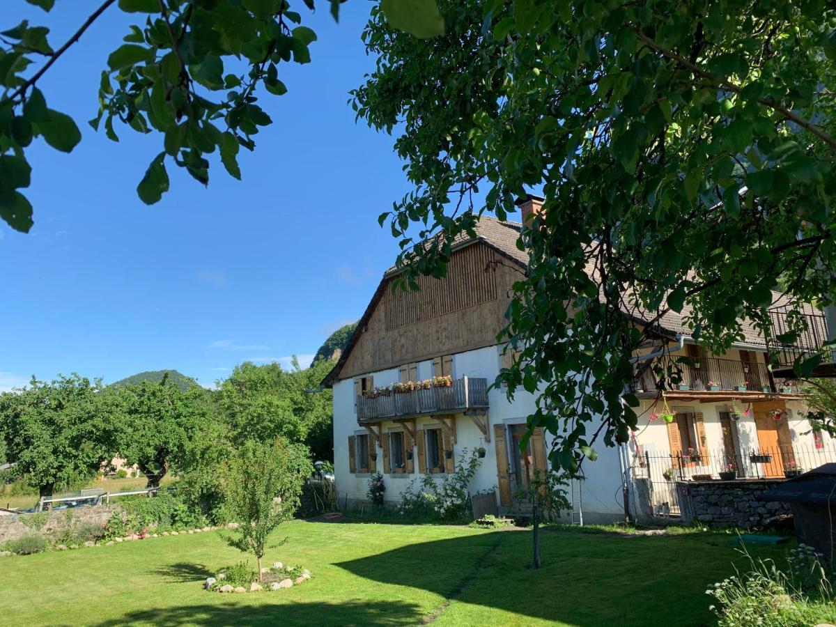 La Ferme Sainte Catherine Villa Taninges Exterior photo